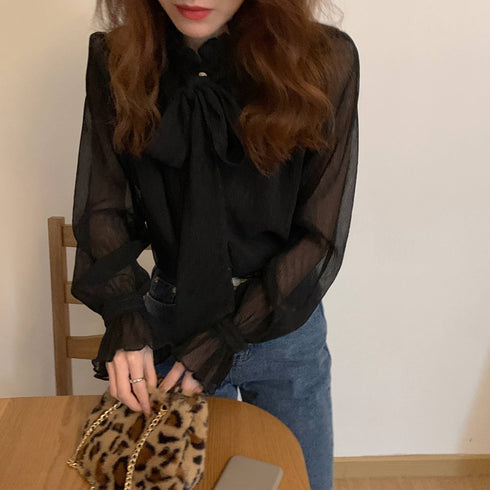 シンプルシフォンリボントップス